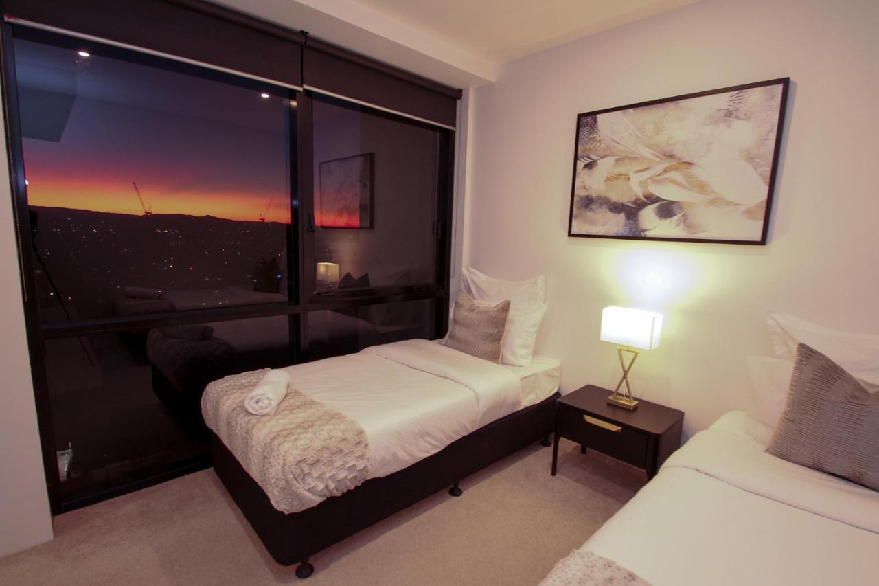 Circle On Cavill Free Parking Apartment โกลด์โคสต์ ภายนอก รูปภาพ