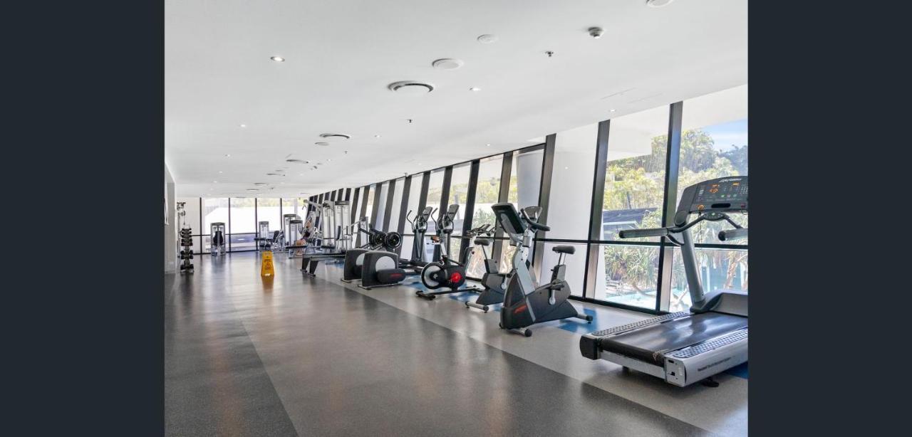 Circle On Cavill Free Parking Apartment โกลด์โคสต์ ภายนอก รูปภาพ