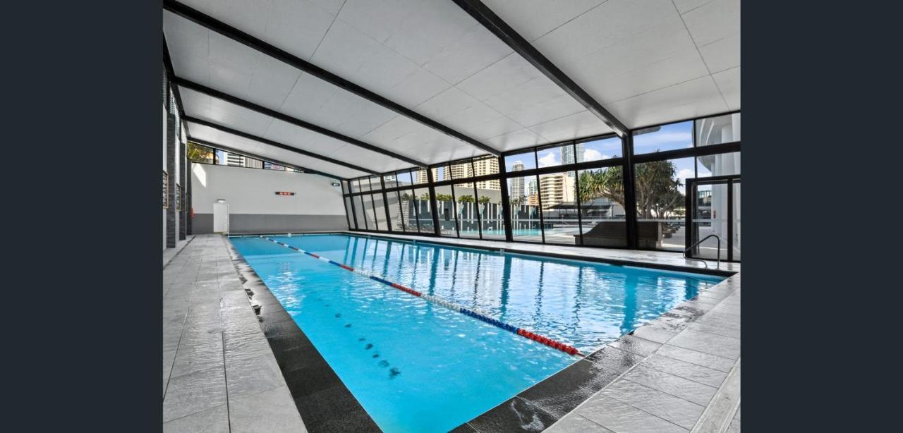 Circle On Cavill Free Parking Apartment โกลด์โคสต์ ภายนอก รูปภาพ