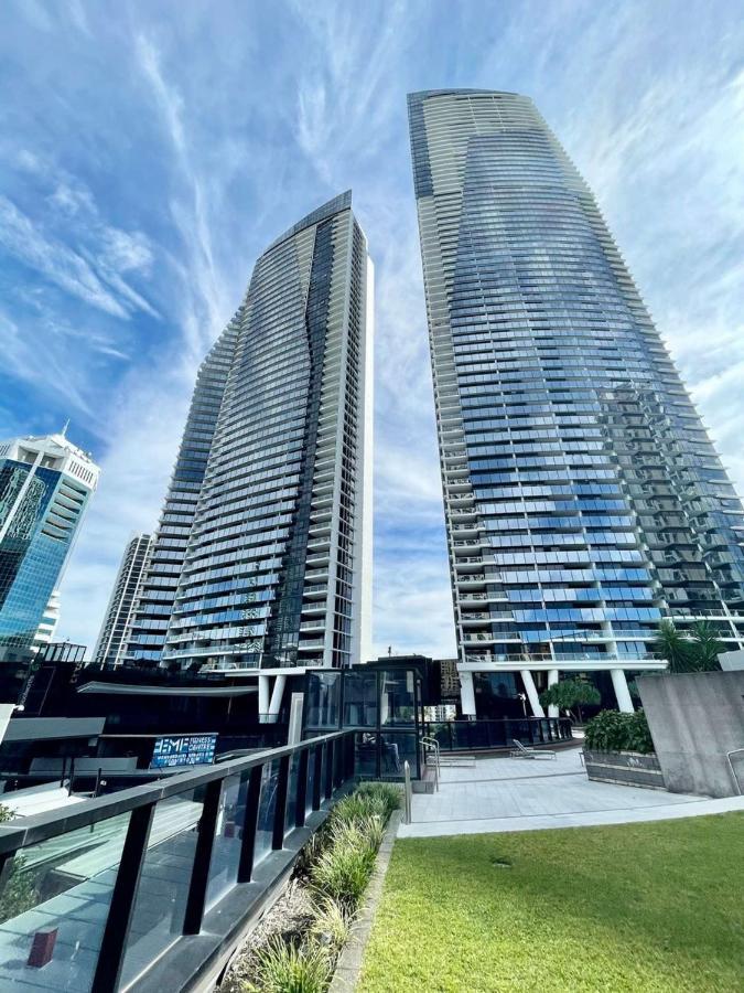 Circle On Cavill Free Parking Apartment โกลด์โคสต์ ภายนอก รูปภาพ