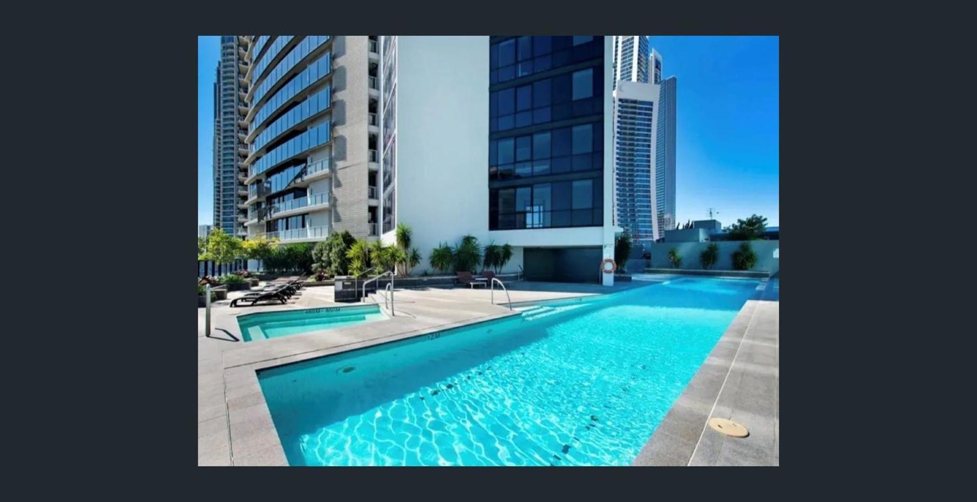 Circle On Cavill Free Parking Apartment โกลด์โคสต์ ภายนอก รูปภาพ