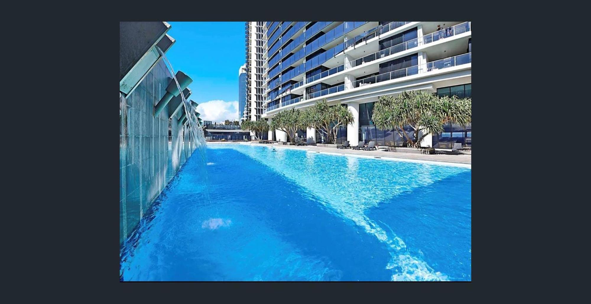 Circle On Cavill Free Parking Apartment โกลด์โคสต์ ภายนอก รูปภาพ
